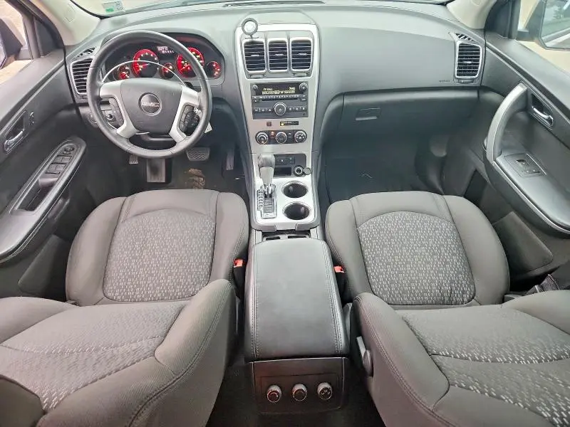 2011 GMC ACADIA SLE  
