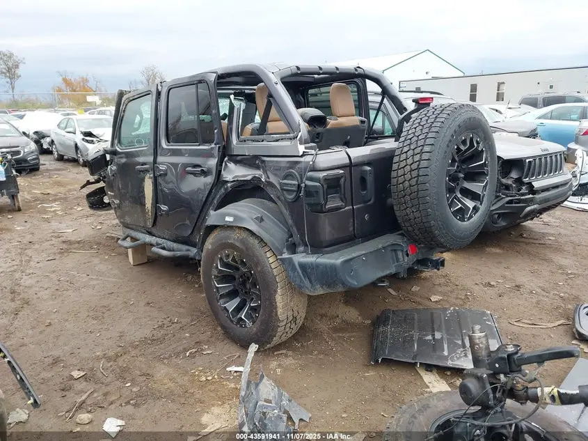 2020 JEEP WRANGLER UNLIMITED SAHARA 4X4