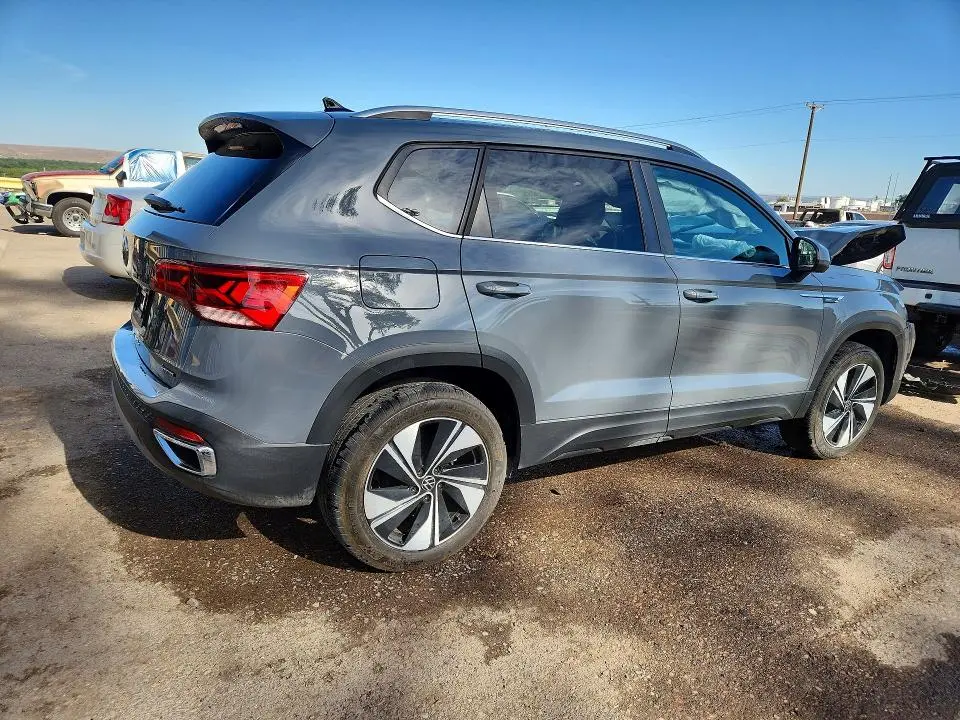 2024 VOLKSWAGEN TAOS S  