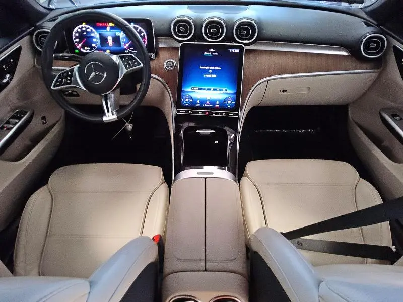 2024 MERCEDES-BENZ C 300  
