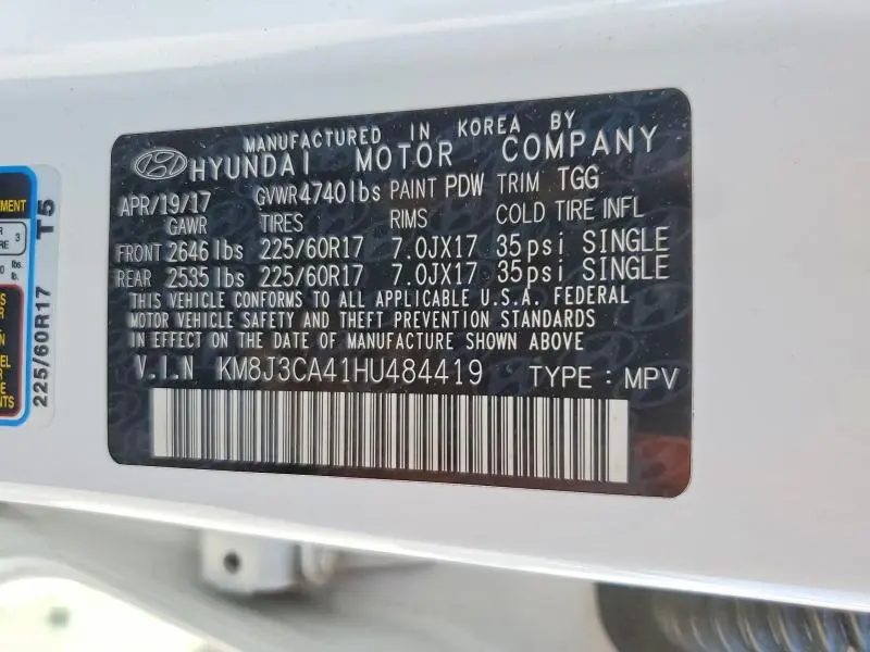 2017 HYUNDAI TUCSON SE  