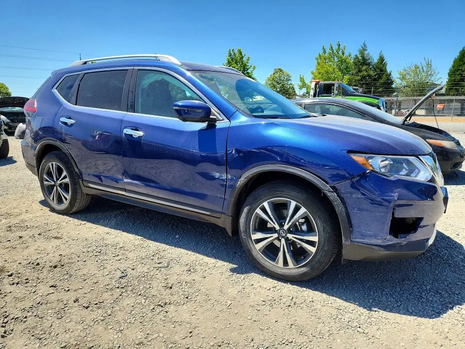 2018 NISSAN ROGUE SL  