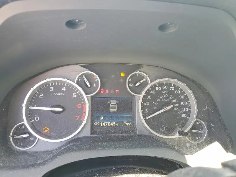 2016 TOYOTA TUNDRA SR5  