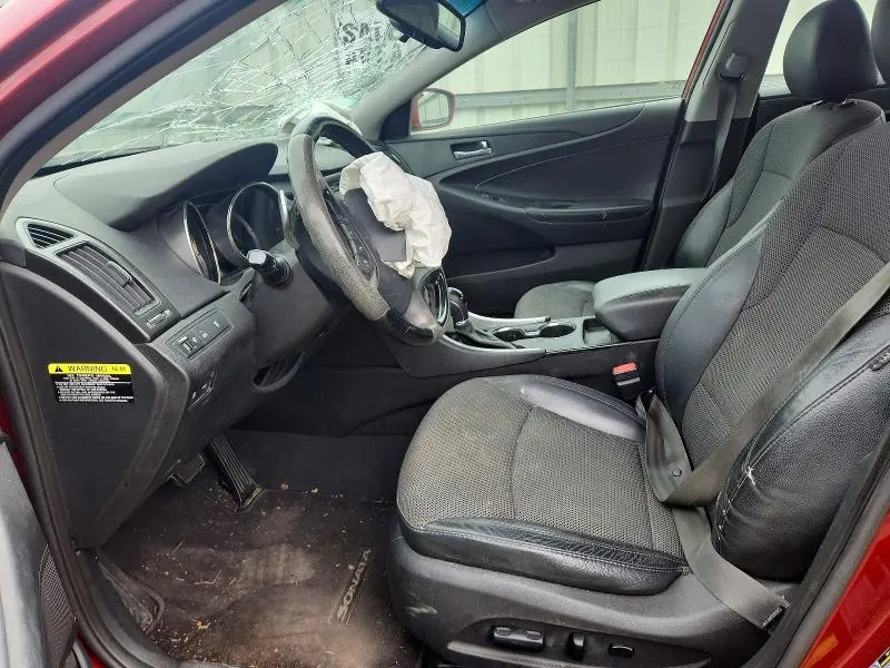 2012 HYUNDAI SONATA SE  