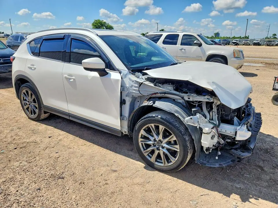 2021 MAZDA CX-5 SIGNATURE  