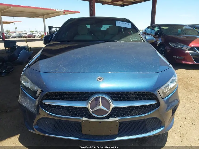 2019 MERCEDES-BENZ A 220  