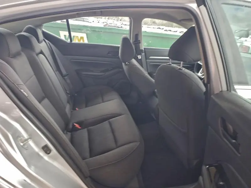 2023 NISSAN ALTIMA SV  