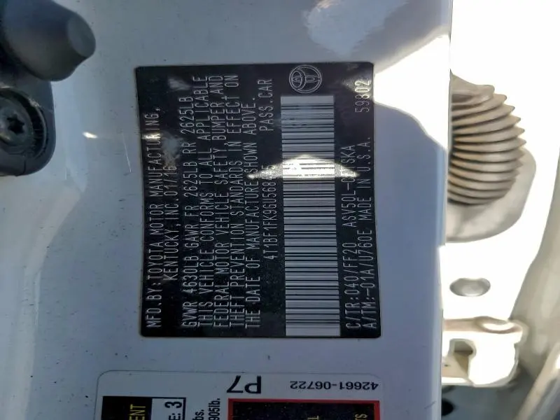 2016 TOYOTA CAMRY LE  