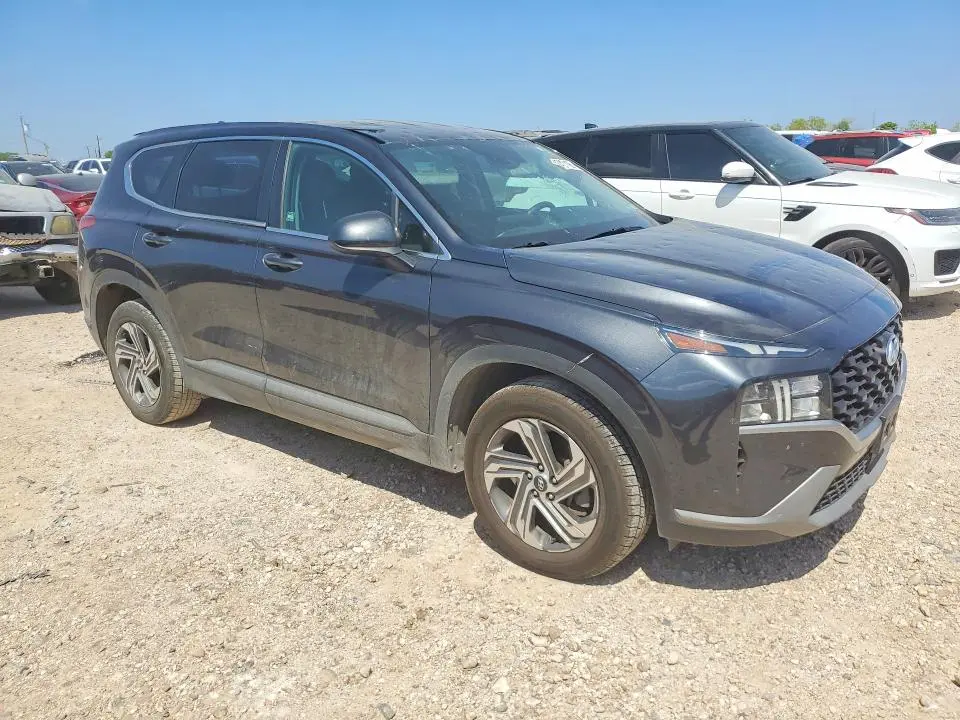 2022 HYUNDAI SANTA FE SE  