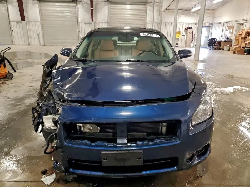 2014 NISSAN MAXIMA S  