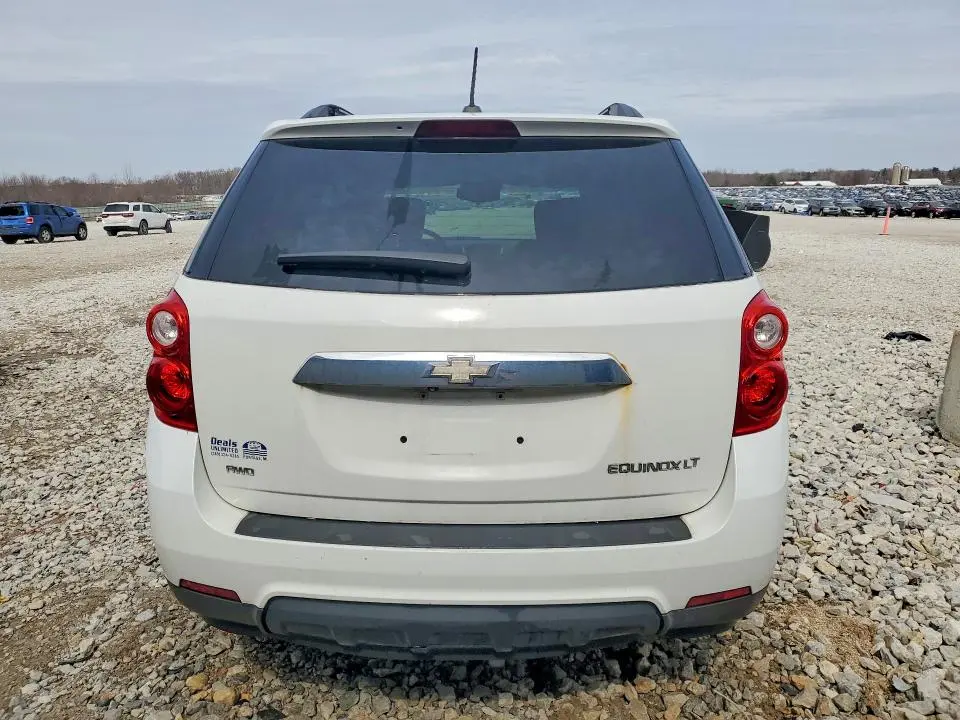 2015 CHEVROLET EQUINOX LT  