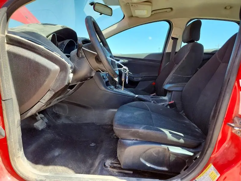 2017 FORD FOCUS SE  