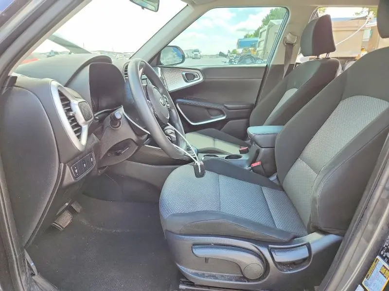 2021 KIA SOUL LX  