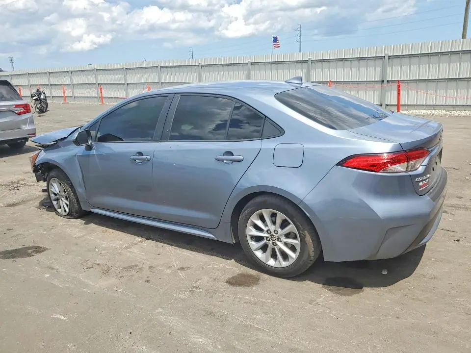 2021 TOYOTA COROLLA LE  