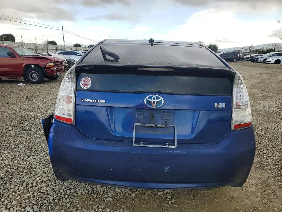 2010 TOYOTA PRIUS   