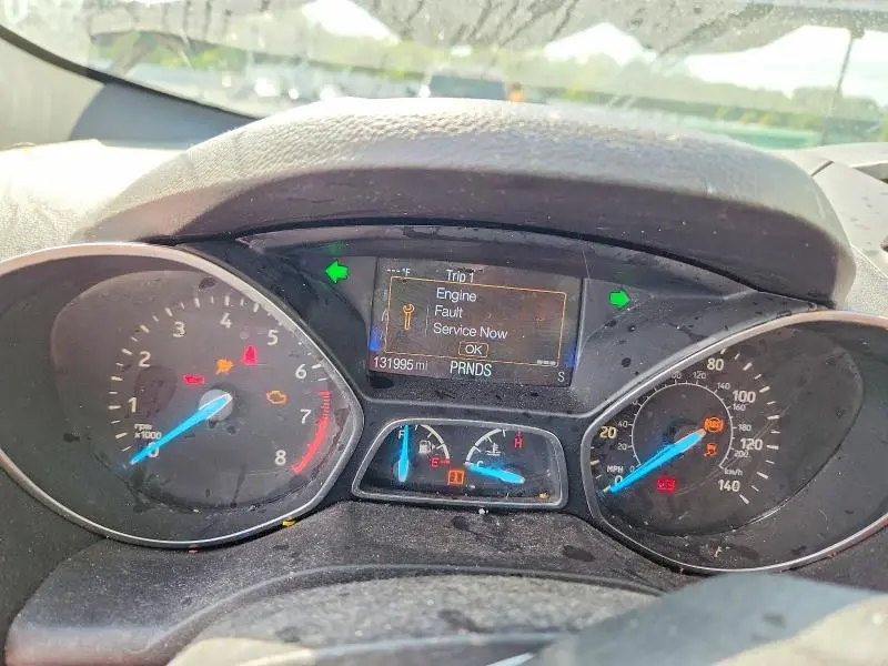 2017 FORD ESCAPE SE  