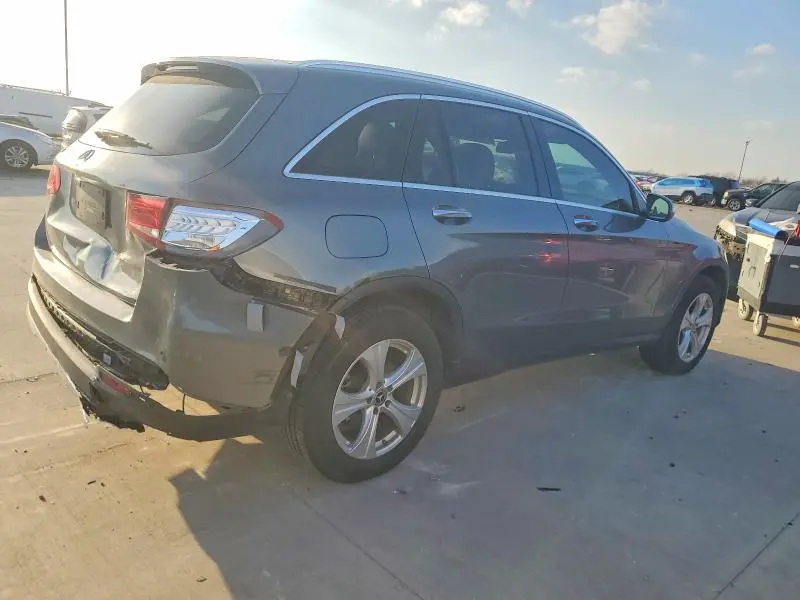 2018 MERCEDES-BENZ GLC 300  