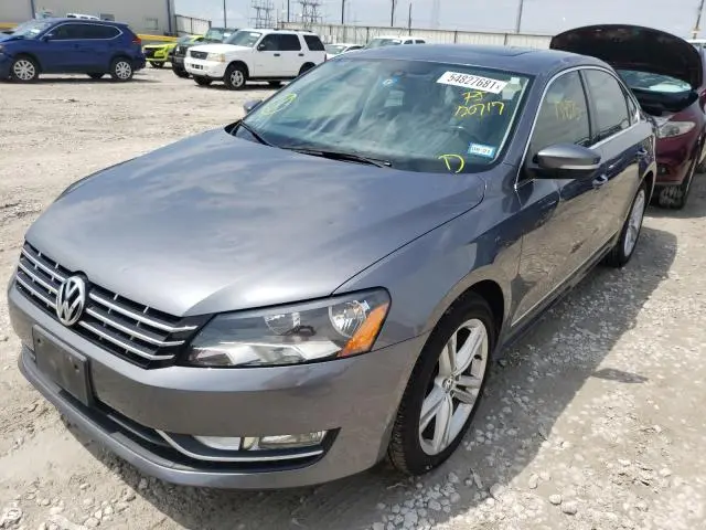 2015 VOLKSWAGEN PASSAT SEL