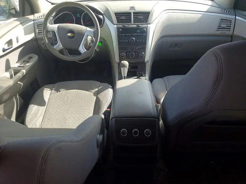 2012 CHEVROLET TRAVERSE LS  