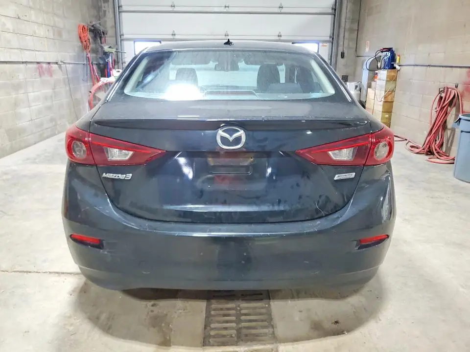 2016 MAZDA 3 TOURING  