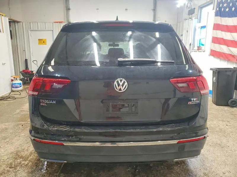 2018 VOLKSWAGEN TIGUAN SE  