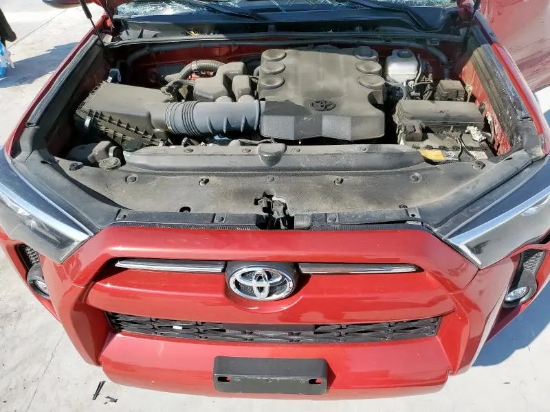 2023 TOYOTA 4RUNNER SE