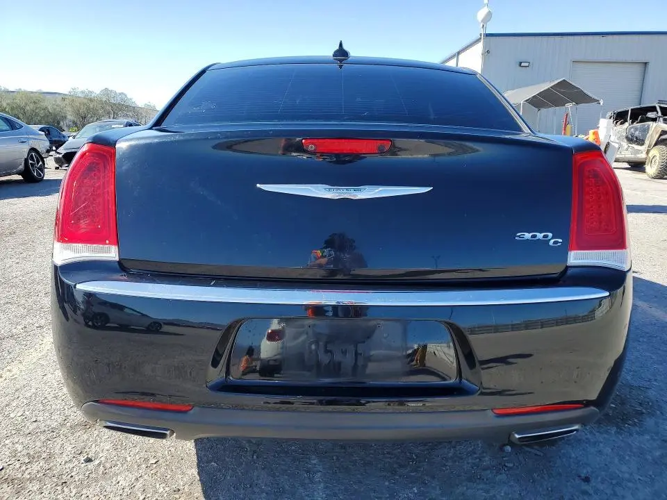 2017 CHRYSLER 300C   