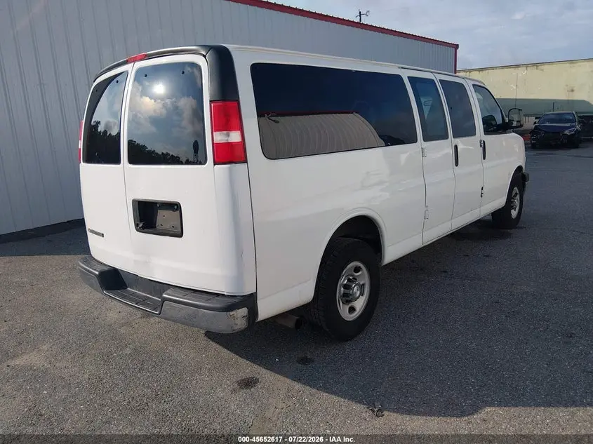 2017 CHEVROLET EXPRESS 3500 LT