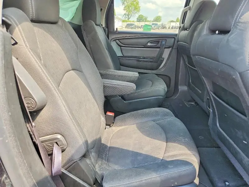 2013 GMC ACADIA SLE  