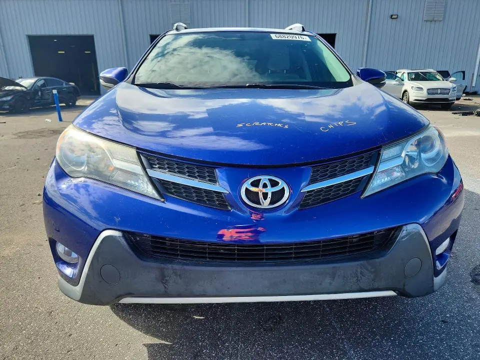 2015 TOYOTA RAV4 XLE  