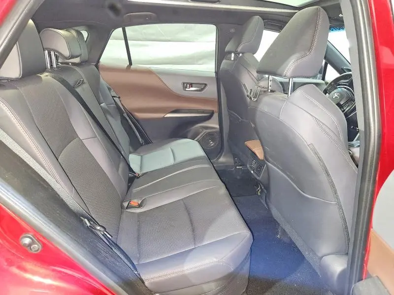 2024 TOYOTA VENZA LIMITED  