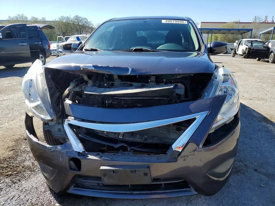 2015 NISSAN VERSA 1.6 SV  