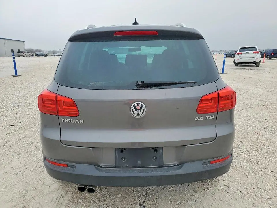 2012 VOLKSWAGEN TIGUAN S  