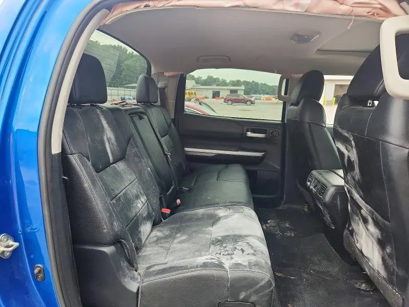 2016 TOYOTA TUNDRA CREWMAX LIMITED  
