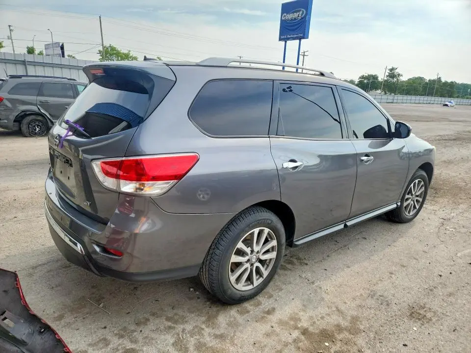 2015 NISSAN PATHFINDER SV  
