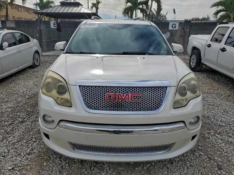 2012 GMC ACADIA DENALI  