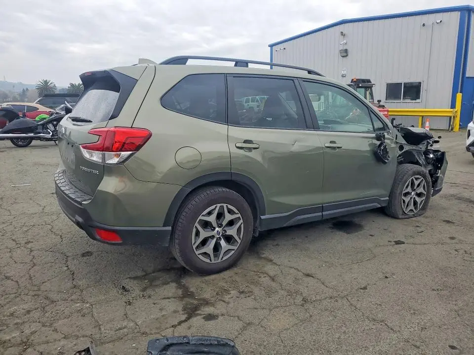 2019 SUBARU FORESTER PREMIUM  