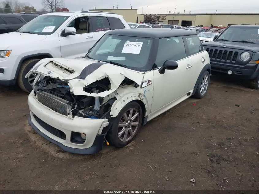 2013 MINI HARDTOP COOPER S