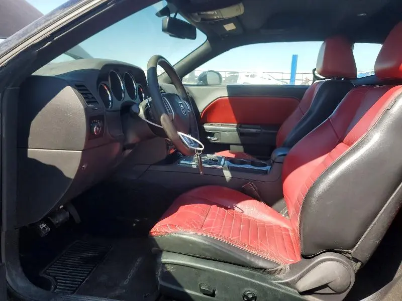 2013 DODGE CHALLENGER SXT  