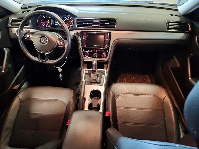 2019 VOLKSWAGEN PASSAT WOLFSBURG  