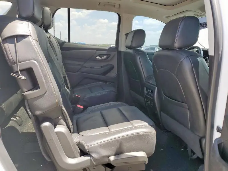2018 CHEVROLET TRAVERSE LT  
