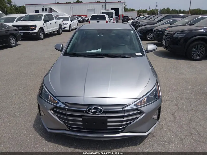 2020 HYUNDAI ELANTRA SE