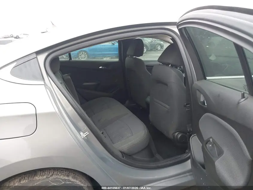 2018 CHEVROLET CRUZE LT AUTO