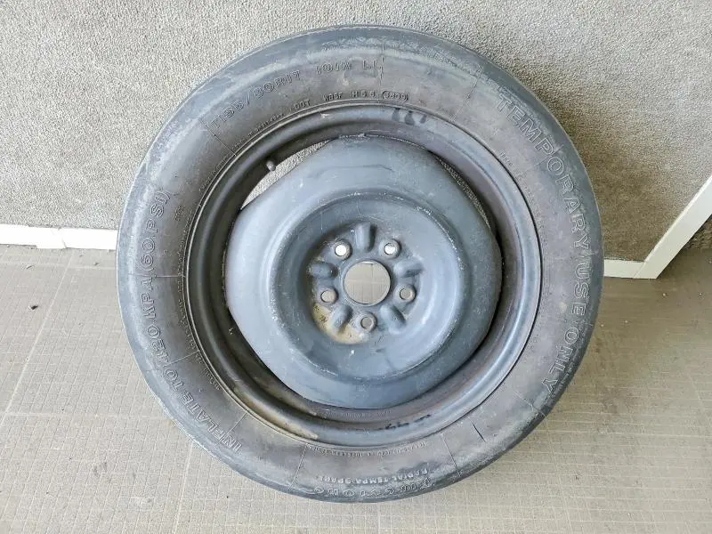 2010 TOYOTA SIENNA LE 7-PASSENGER  