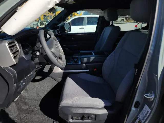 2025 TOYOTA TUNDRA CREWMAX SR  