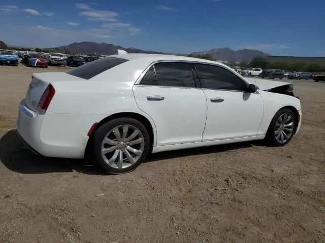 2019 CHRYSLER 300 LIMITED  