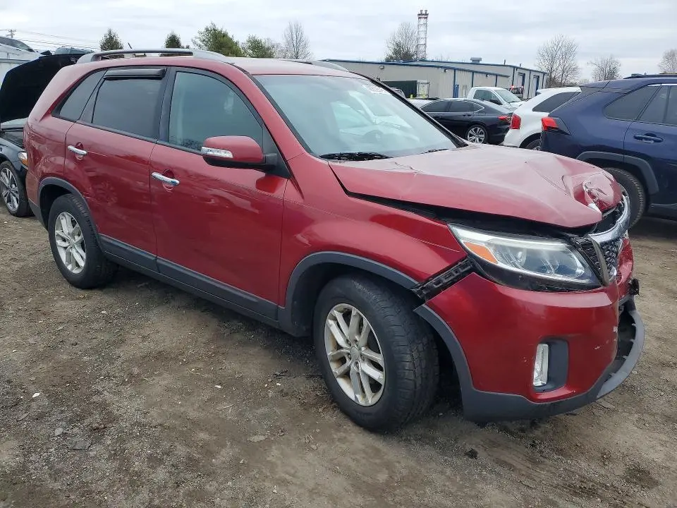 2015 KIA SORENTO LX  