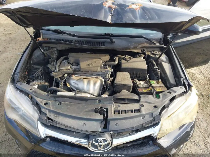 2017 TOYOTA CAMRY SE