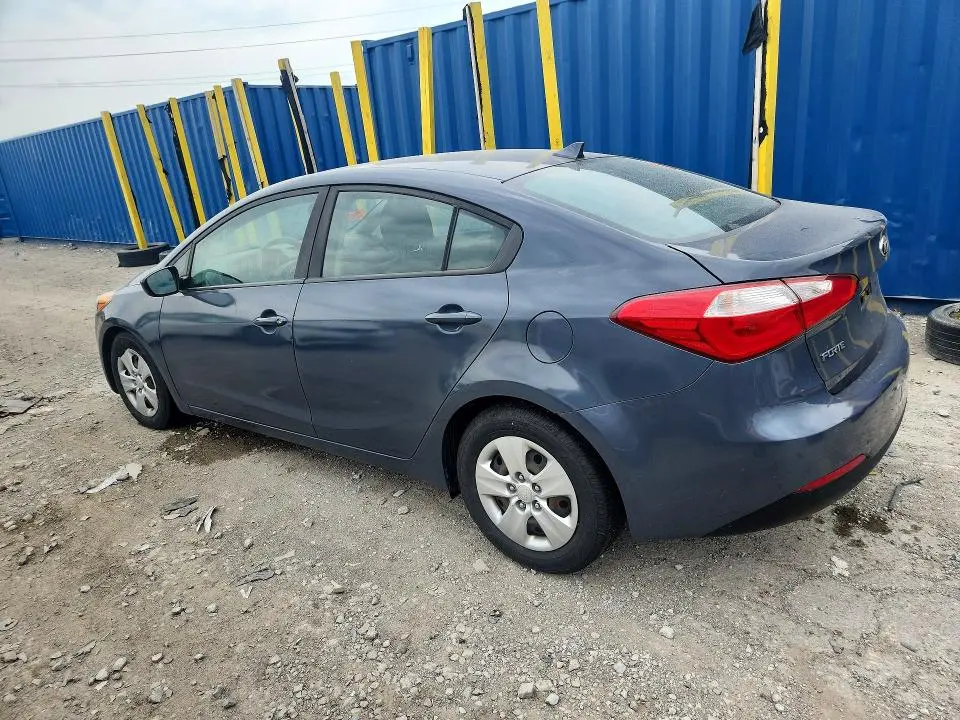 2016 KIA FORTE LX  