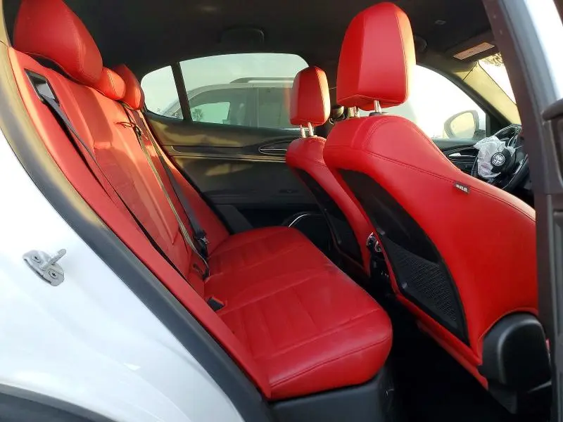 2022 ALFA ROMEO STELVIO   